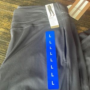 Mondetta performance and luxury jogger